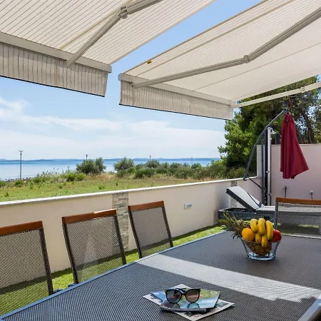Luxurious Holiday In Privlaka With Jacuzzi Privlaka (Zadar)