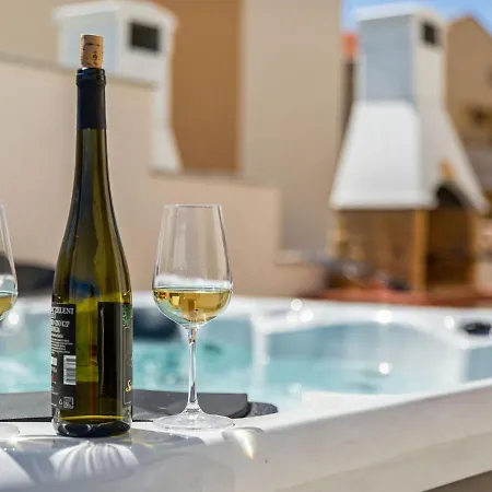 Luxurious Holiday In Privlaka With Jacuzzi * Privlaka (Zadar)